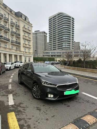 Kia K7-1