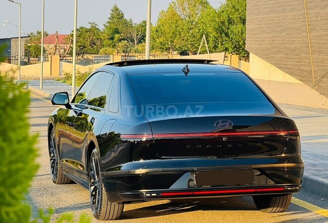 Hyundai Grandeur-5