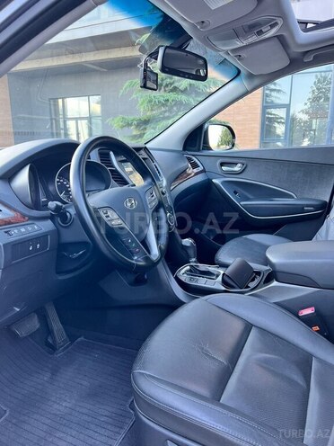 Hyundai Santa Fe-11