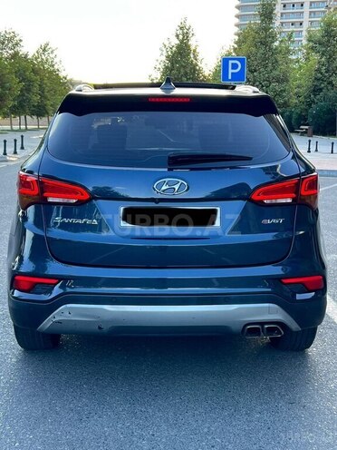 Hyundai Santa Fe-4