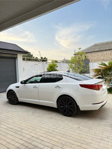 Kia Optima-3