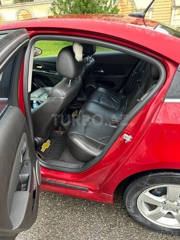 Chevrolet Cruze-8