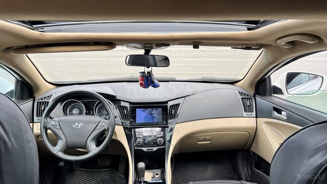 Hyundai Sonata-7