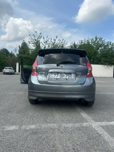 Nissan Note-6