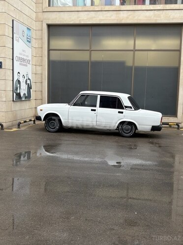 LADA (VAZ) 2107-5