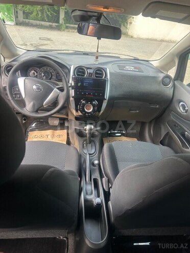 Nissan Note-9
