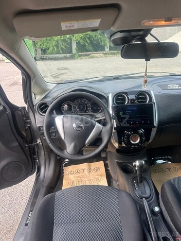 Nissan Note-8