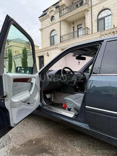 Mercedes C 240-8