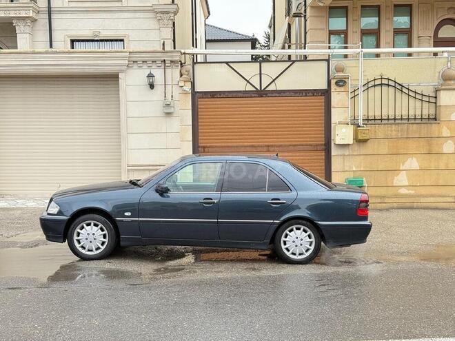 Mercedes C 240-4