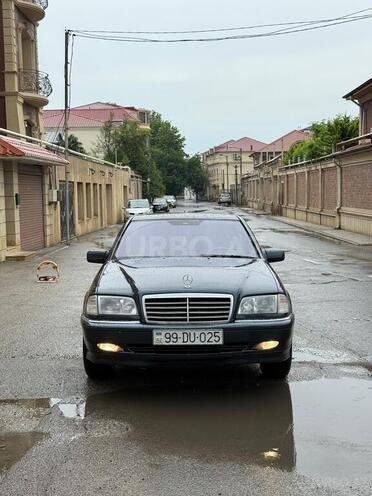Mercedes C 240-1