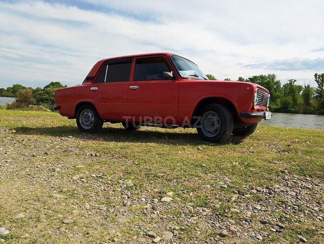 LADA (VAZ) 21013-4