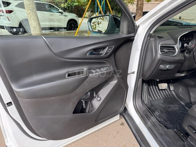 Chevrolet Equinox-18