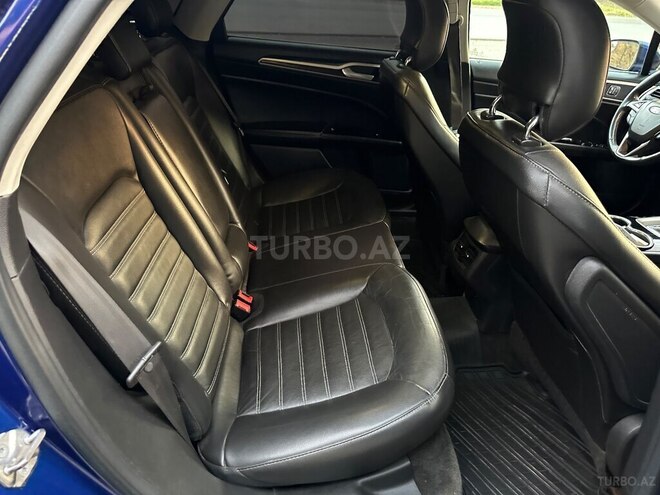 Ford Fusion (North America)-15