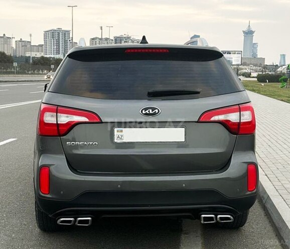 Kia Sorento-4