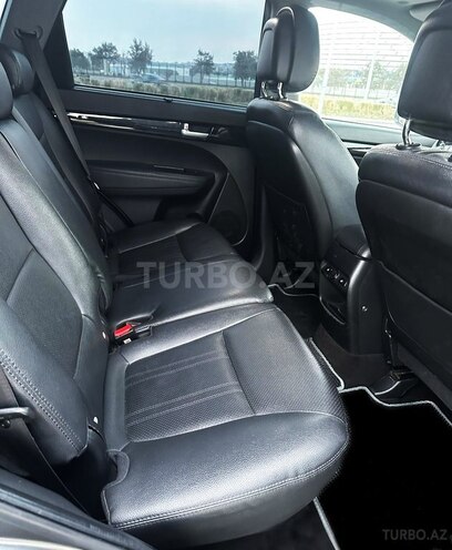 Kia Sorento-10