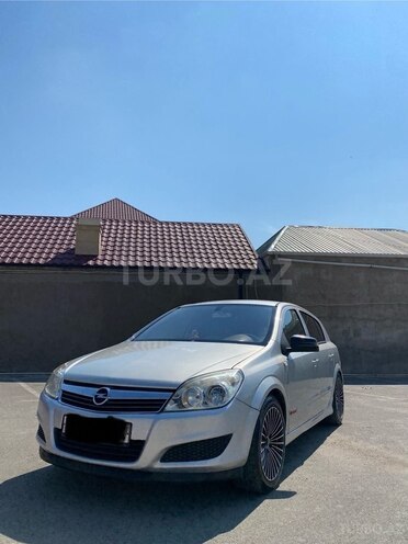 Opel Astra-2