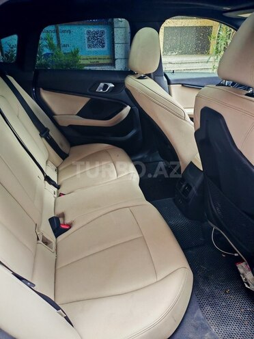 BMW 218-5