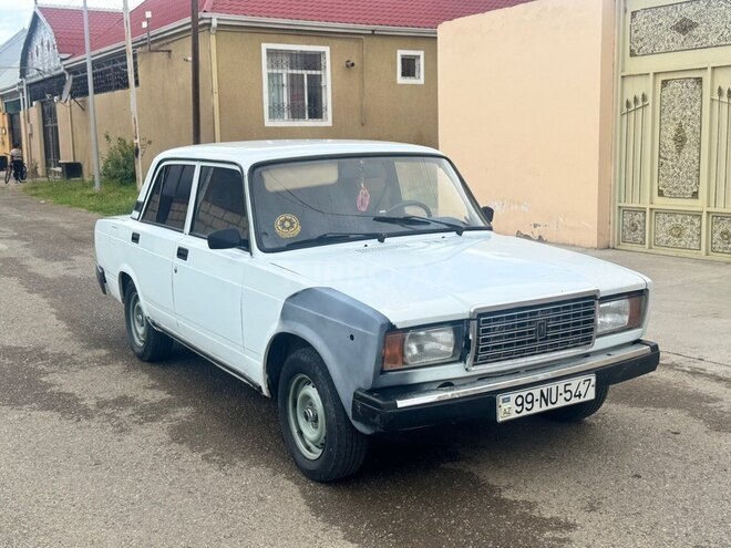 LADA (VAZ) 2107-6