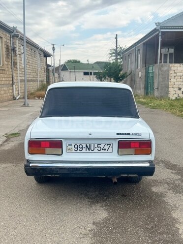 LADA (VAZ) 2107-4