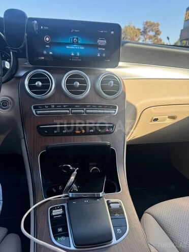 Mercedes GLC 300-7