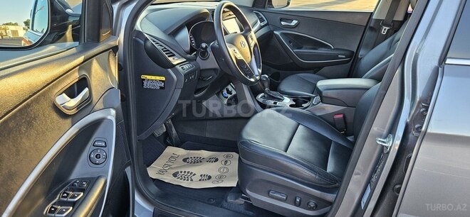 Hyundai Santa Fe-9