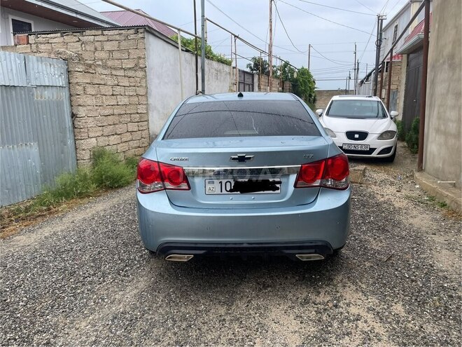 Chevrolet Cruze-4