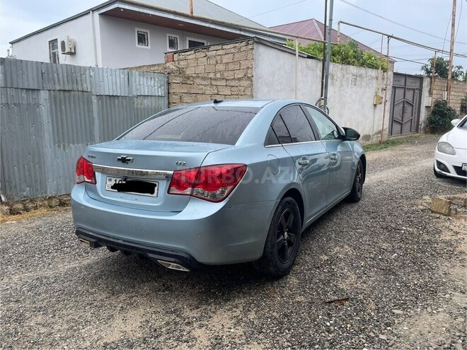 Chevrolet Cruze-6