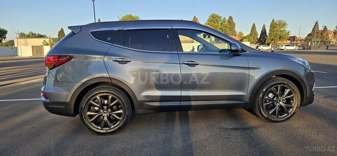 Hyundai Santa Fe-6