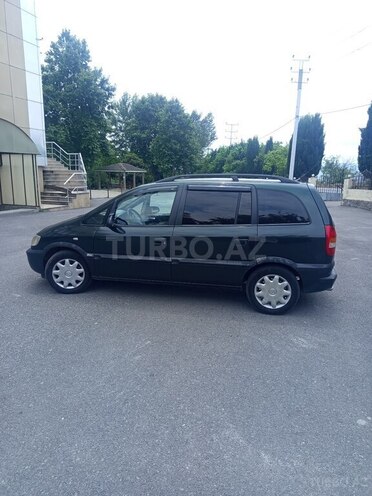 Opel Zafira-3