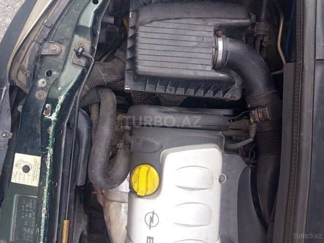 Opel Zafira-4