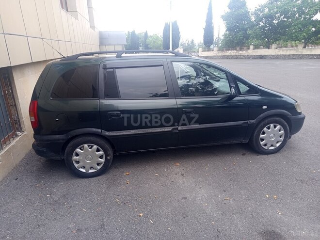 Opel Zafira-7