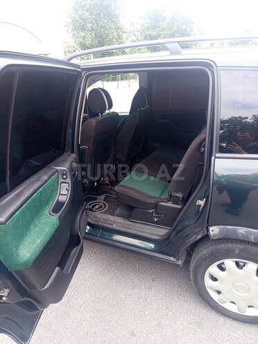 Opel Zafira-10