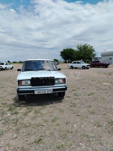 LADA (VAZ) 2107-1