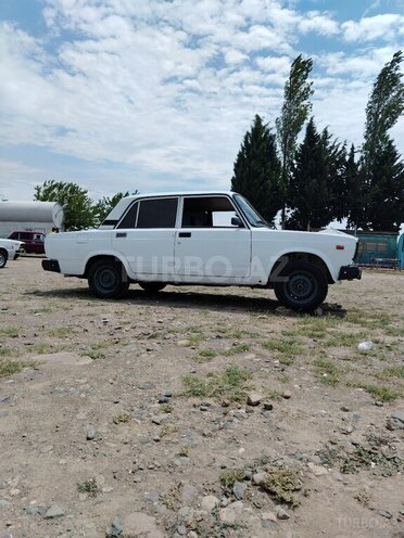 LADA (VAZ) 2107-5