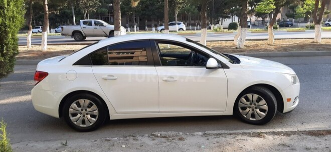 Chevrolet Cruze-2