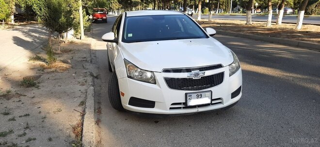 Chevrolet Cruze-1