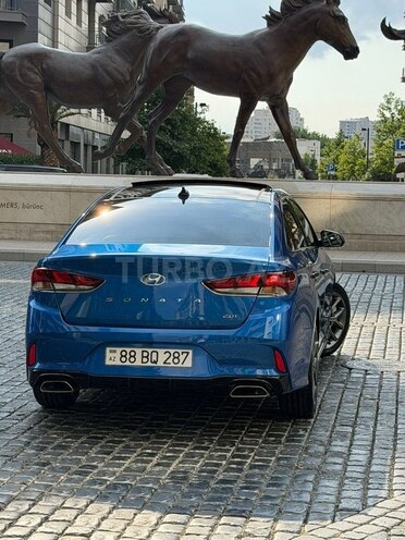 Hyundai Sonata-10