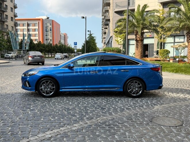 Hyundai Sonata-14