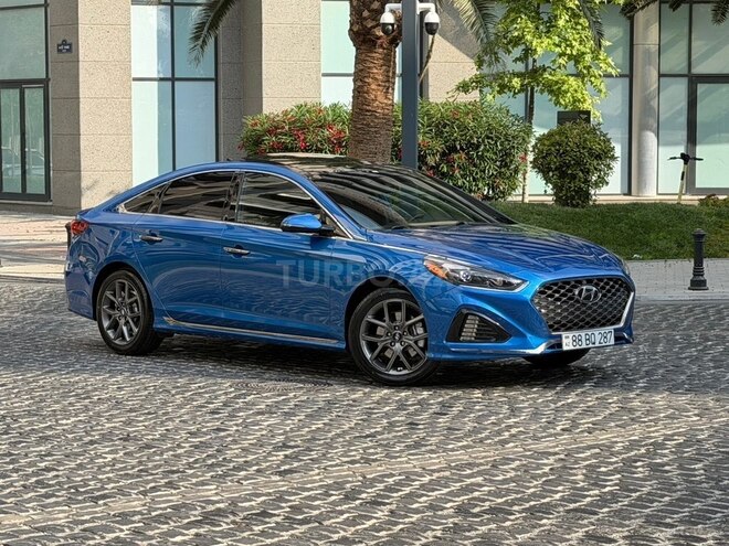 Hyundai Sonata-12
