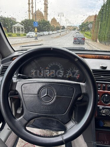 Mercedes C 240-10