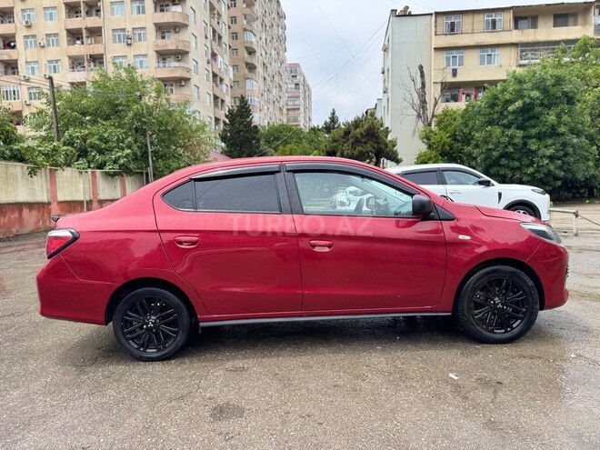 Mitsubishi Mirage-3