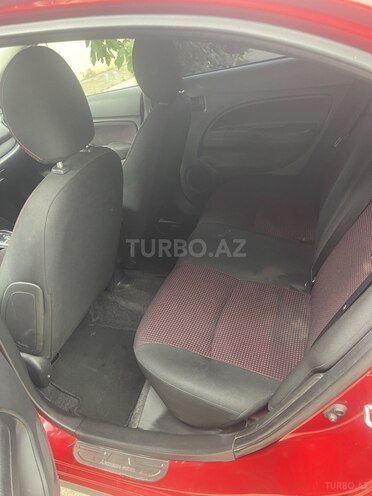 Mitsubishi Mirage-7
