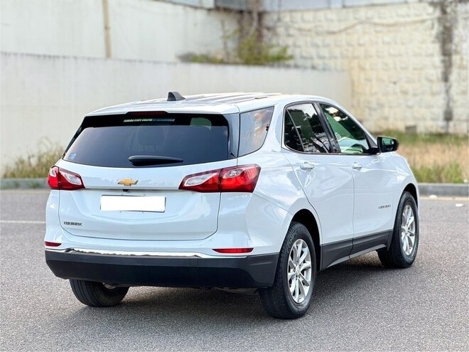 Chevrolet Equinox-7