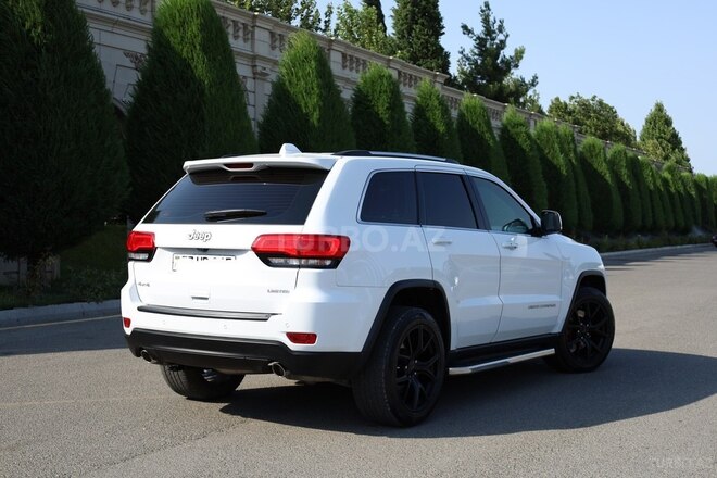 Jeep Grand Cherokee-3