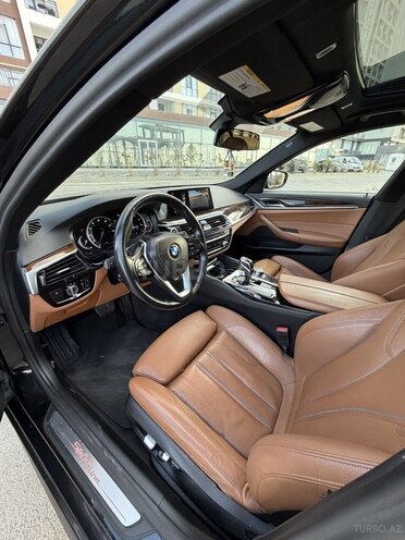 BMW 530-9