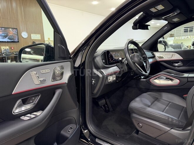 Mercedes GLS 450 4MATIC-16