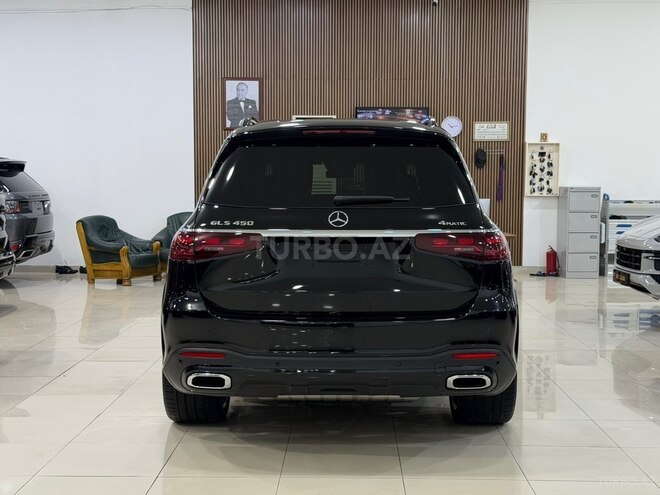 Mercedes GLS 450 4MATIC-11