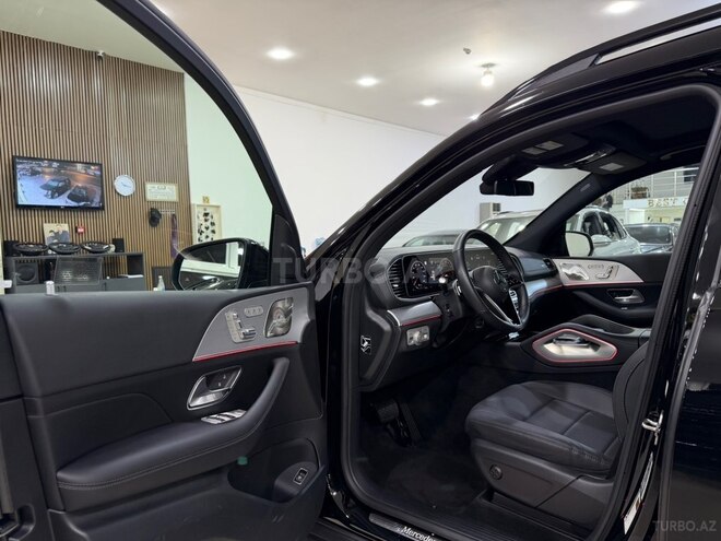 Mercedes GLS 450 4MATIC-15