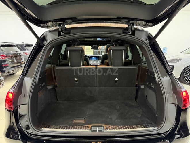 Mercedes GLS 450 4MATIC-32