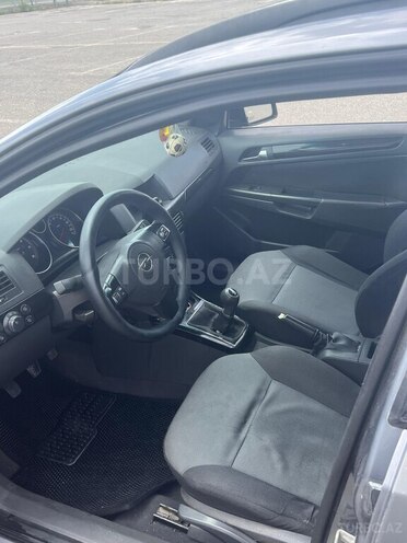Opel Astra-7